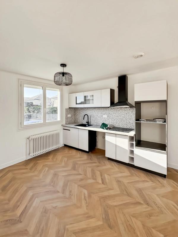 Maison - 87 m² - 5 pièces