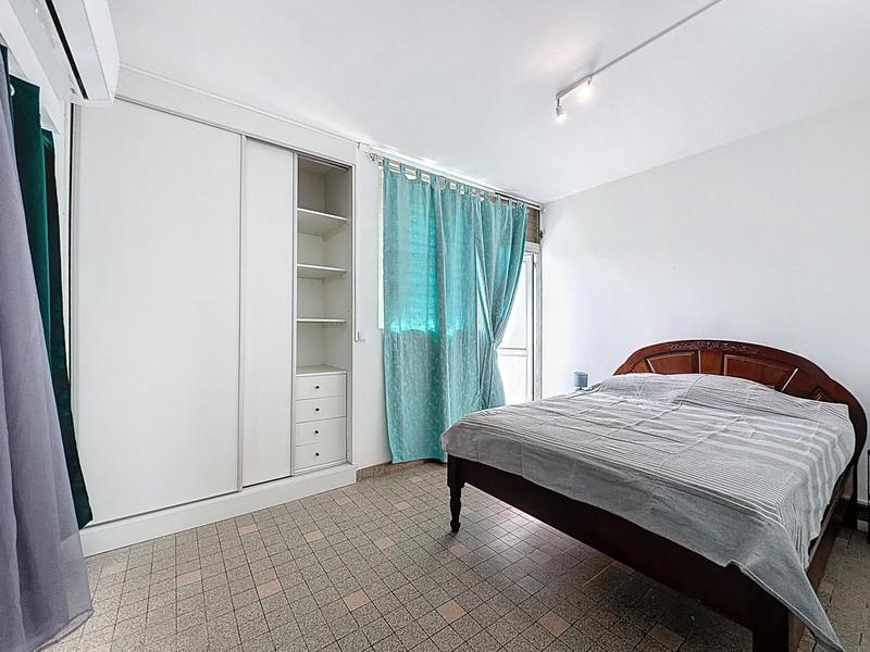 Appartement - 81 m² - 4 pièces