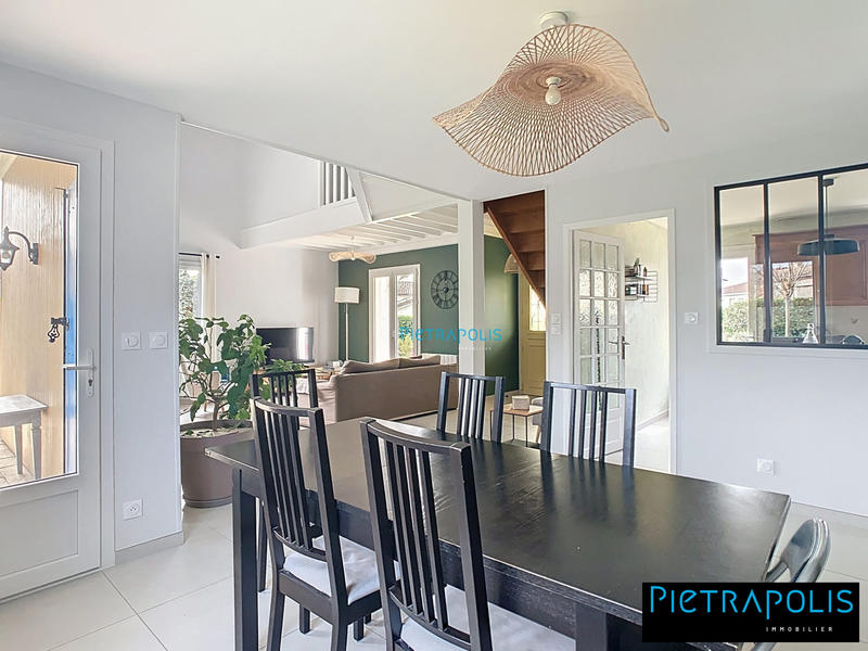 Maison - 133 m² - 6 pièces