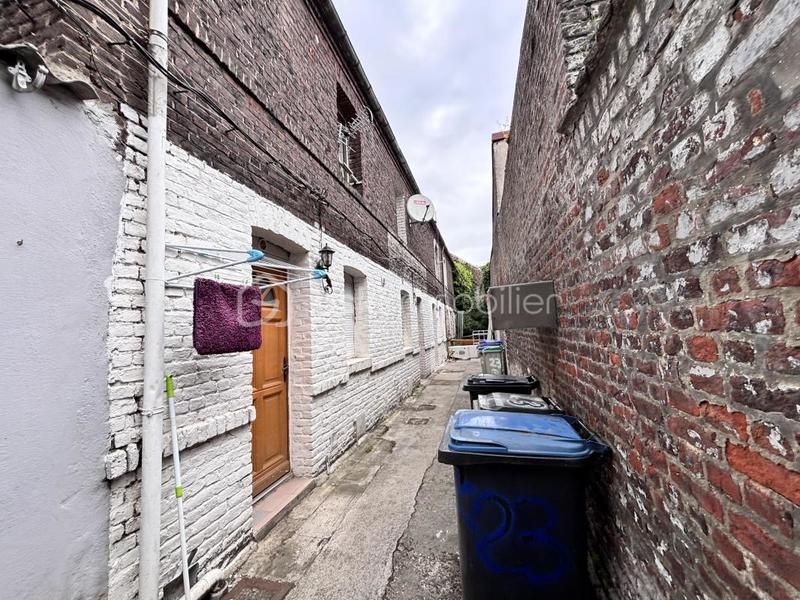 Immeuble - 100 m² - 10 pièces