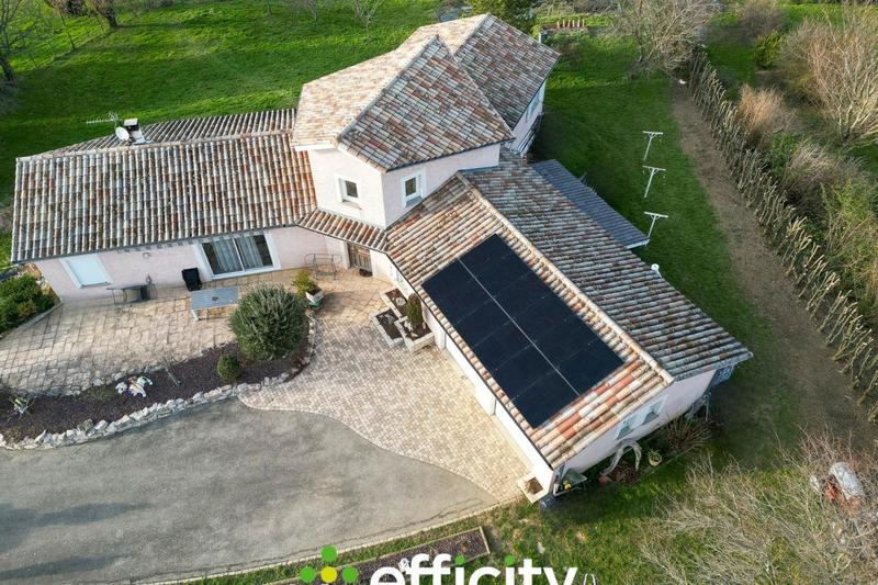 Maison - 190 m² - 5 pièces