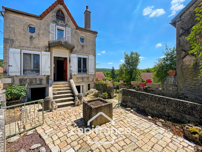 Maison - 85 m² - 5 pièces