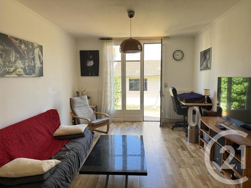 Maison - 77 m² - 4 pièces