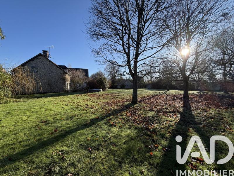 Maison - 310 m² - 8 pièces