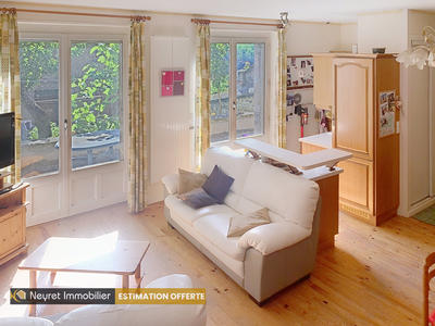 Triplex - 122 m² - 7 pièces