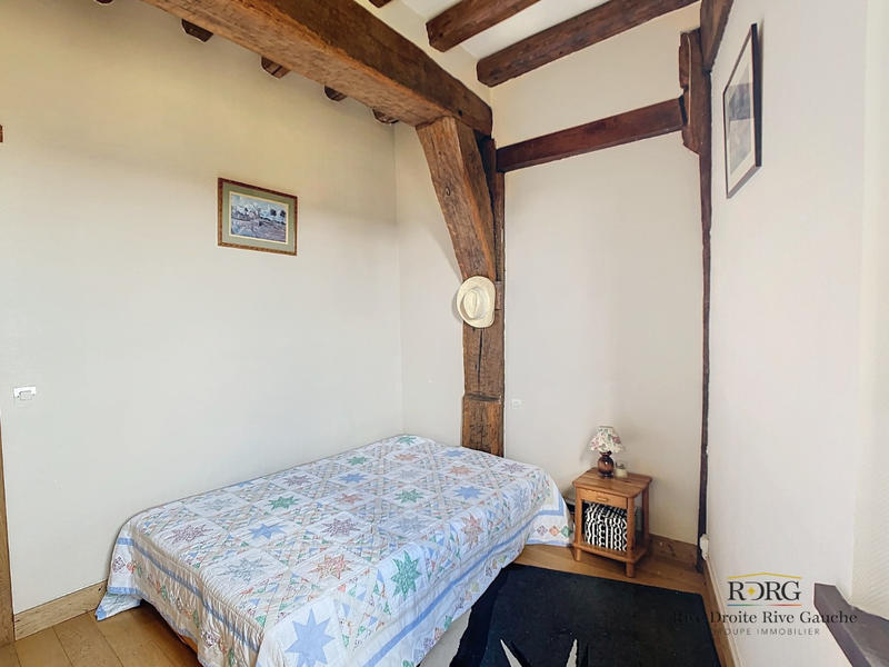 Maison - 214 m² - 8 pièces