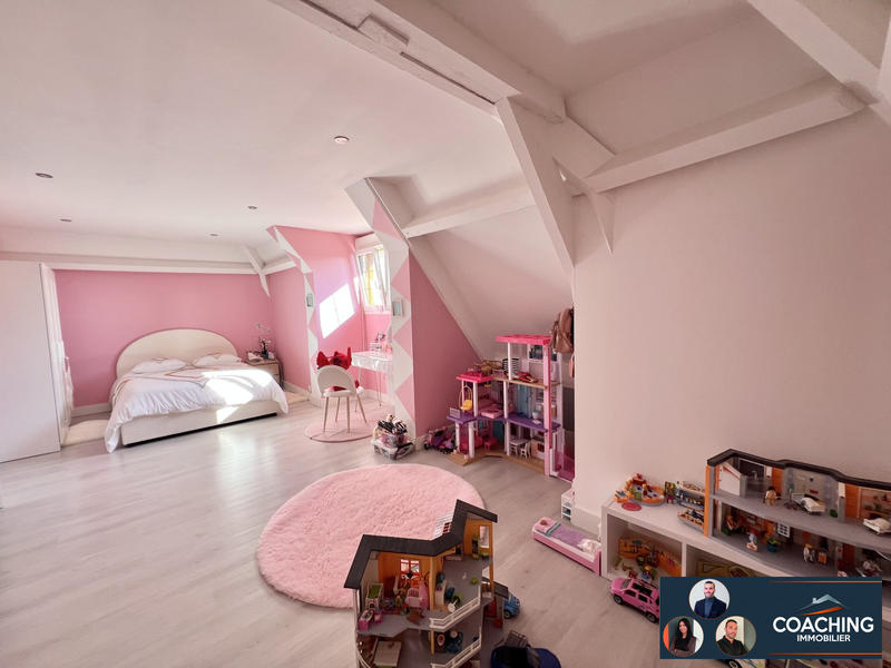 Maison - 160 m² - 5 pièces