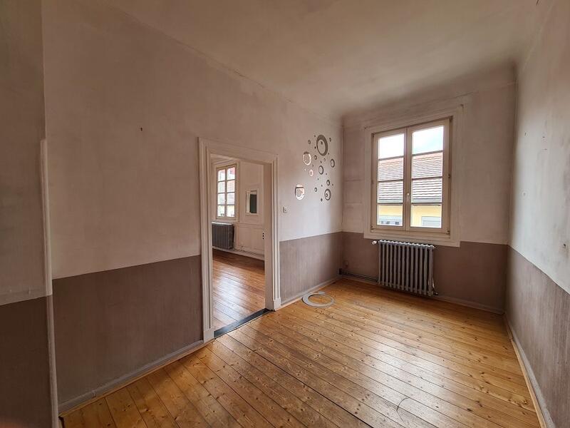 Appartement - 99 m² - 3 pièces