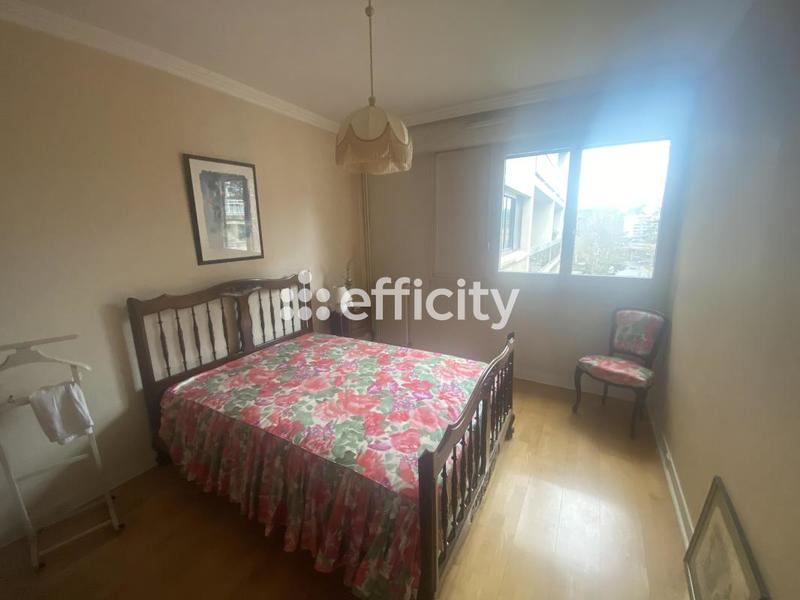 Appartement - 144 m² - 6 pièces