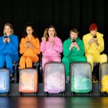 Michelle Doit-on t'en Vouloir d'Avoir fait un Selfie à Auschwitz ?