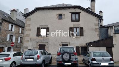 Maison - 152 m² - 6 pièces