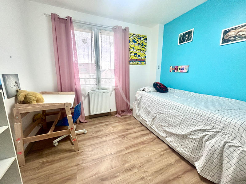 Maison - 107 m² - 6 pièces