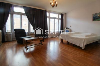 Appartement - 206 m² - 5 pièces