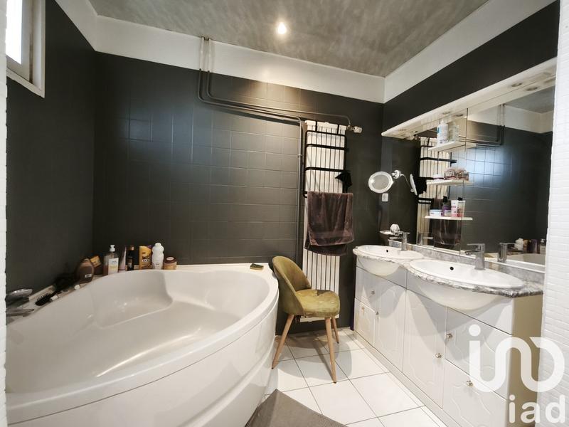 Maison - 124 m² - 6 pièces