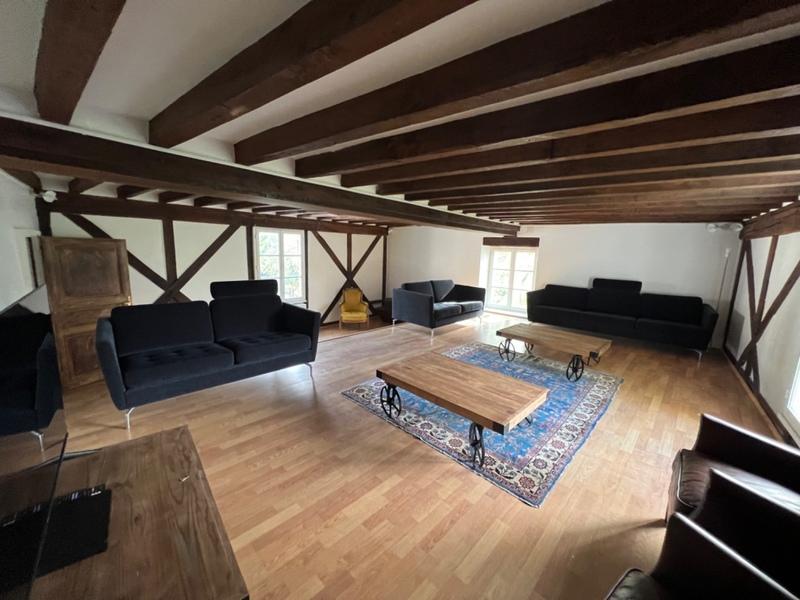 Moulin - 600 m² - 14 pièces