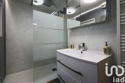 Studio - 30 m² - 1 pièce