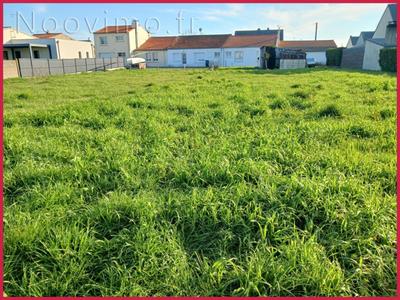 Terrain constructible - 938 m²