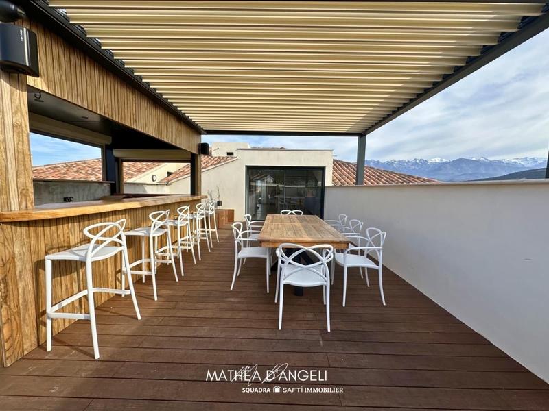 Appartement - 155 m² - 4 pièces