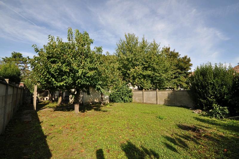 Maison - 184 m² - 8 pièces