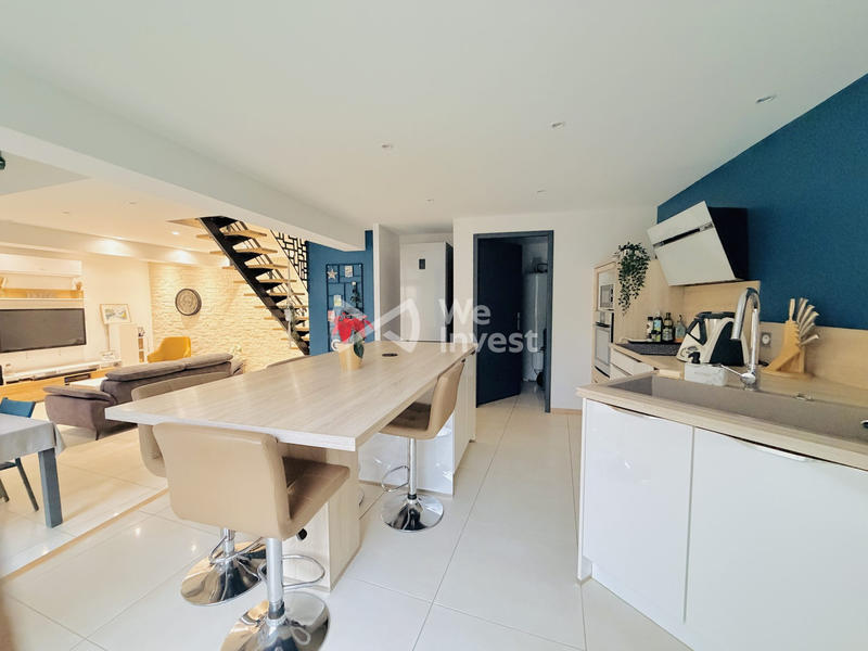 Maison - 102 m² - 4 pièces