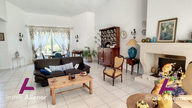 Maison - 163 m² - 6 pièces