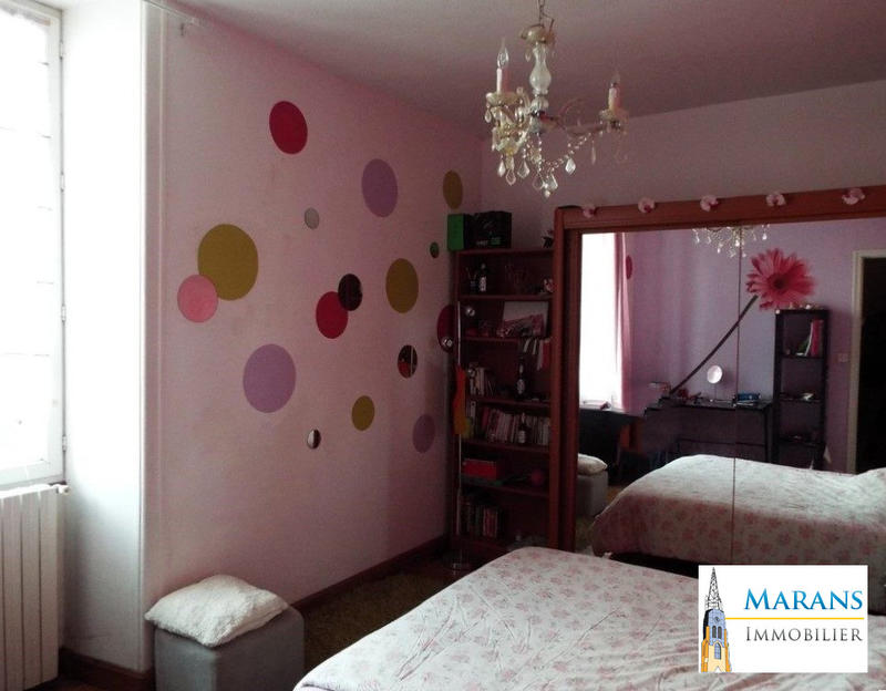 Maison - 215 m² - 5 pièces