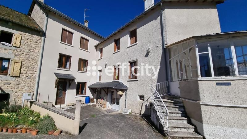 Maison - 198 m² - 10 pièces