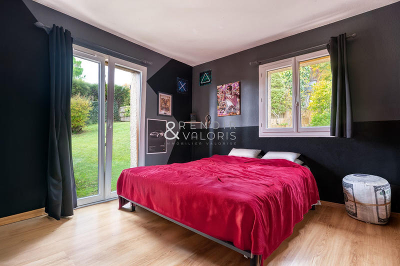 Maison - 320 m² - 7 pièces