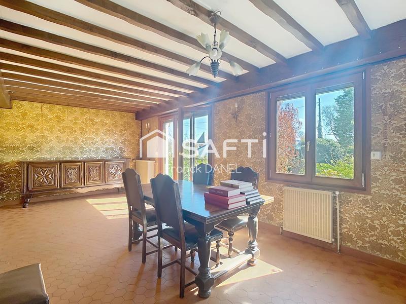 Maison - 141 m² - 9 pièces