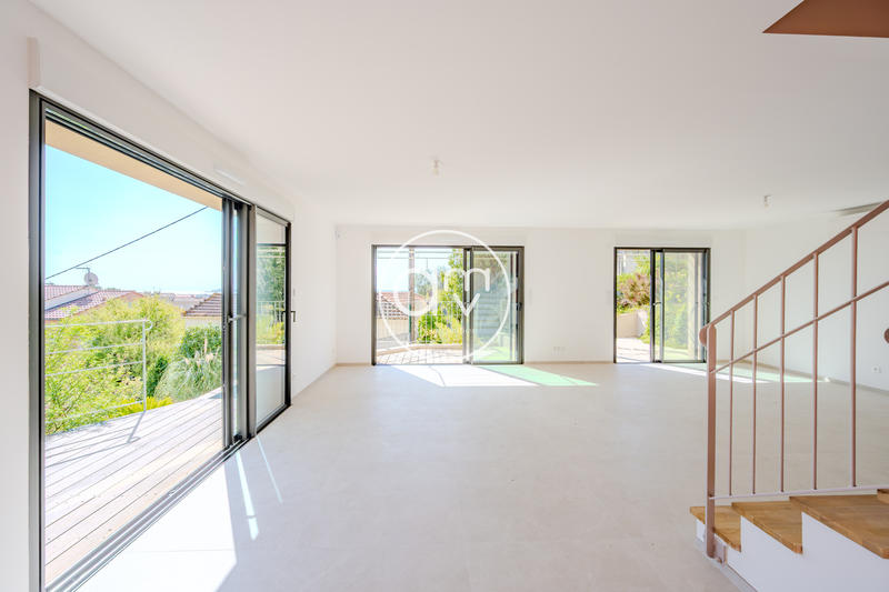 Maison - 155 m² - 4 pièces