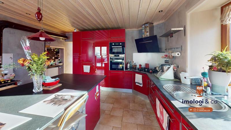 Maison de campagne - 331 m² - 9 pièces