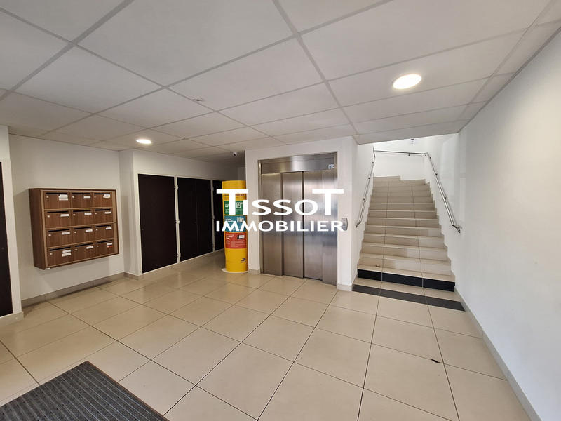 Bureau - 43 m² - 1 pièce