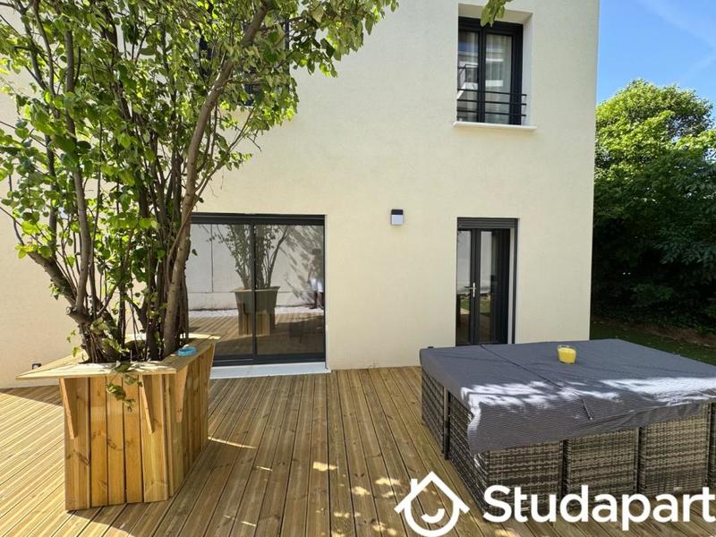 Chambre - 17 m² - 1 pièce