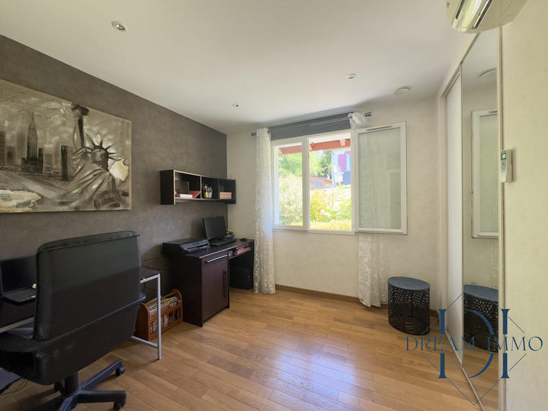 Maison - 129 m² - 5 pièces