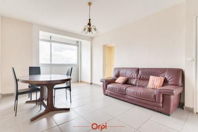 Appartement - 70 m² - 4 pièces