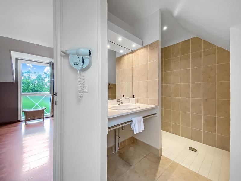 Appartement - 94 m² - 4 pièces