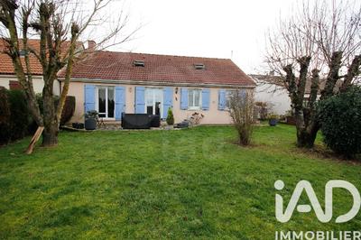 Maison - 101 m² - 6 pièces