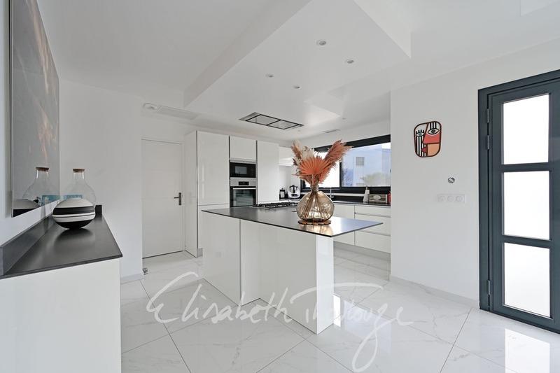 Maison - 118 m² - 5 pièces