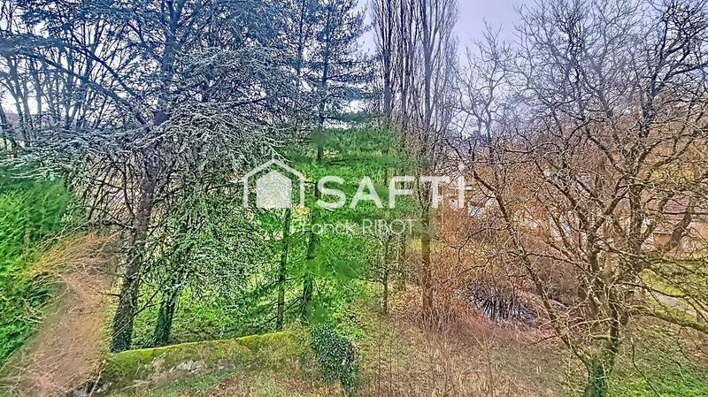 Maison - 159 m² - 7 pièces