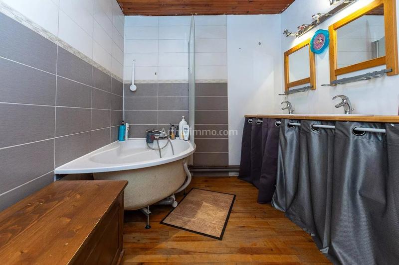 Maison - 106 m² - 4 pièces