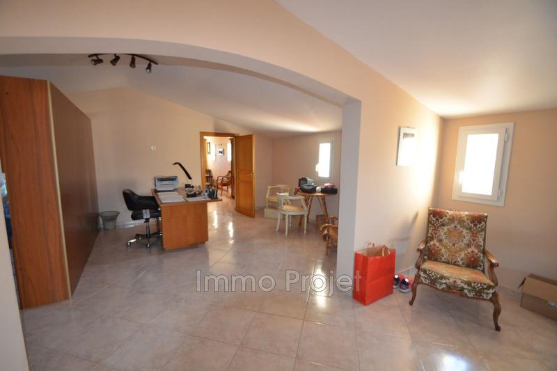 Villa - 305 m² - 7 pièces
