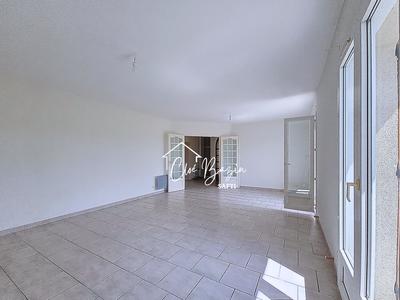 Maison - 122 m² - 5 pièces