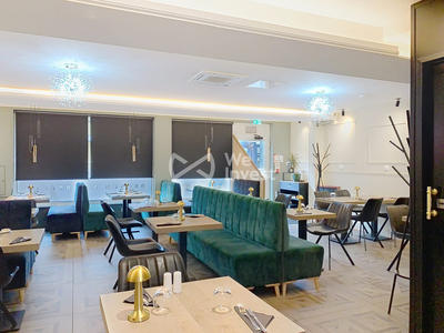 Fonds de commerce - 115 m²