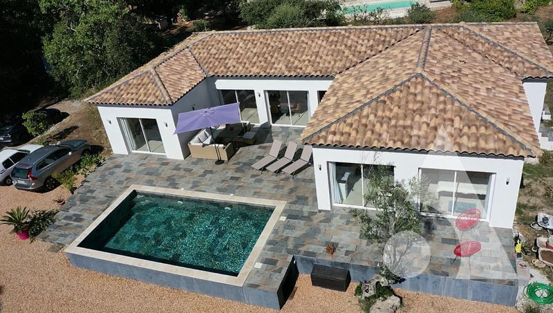 Maison - 164 m² - 7 pièces