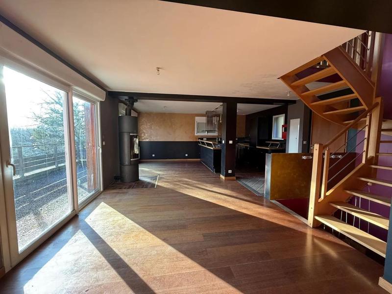 Maison - 170 m² - 7 pièces