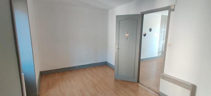 Maison - 99 m² - 5 pièces