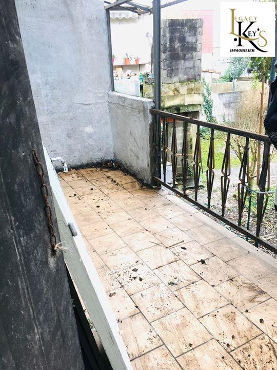 Immeuble - 160 m² - 6 pièces