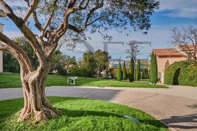 Appartement - 145 m² - 4 pièces