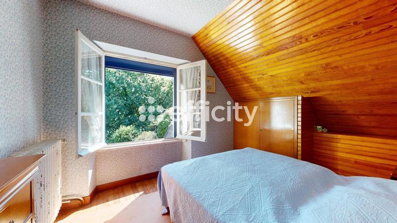 Maison - 102 m² - 6 pièces