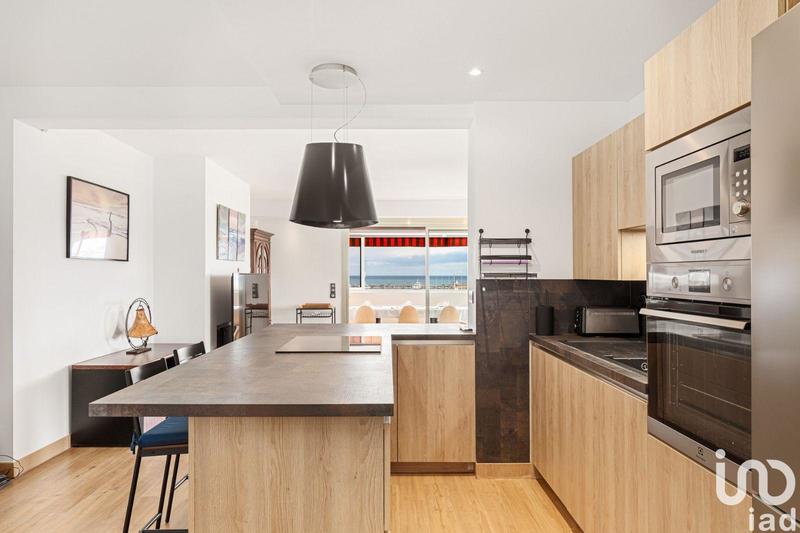 Appartement - 90 m² - 4 pièces